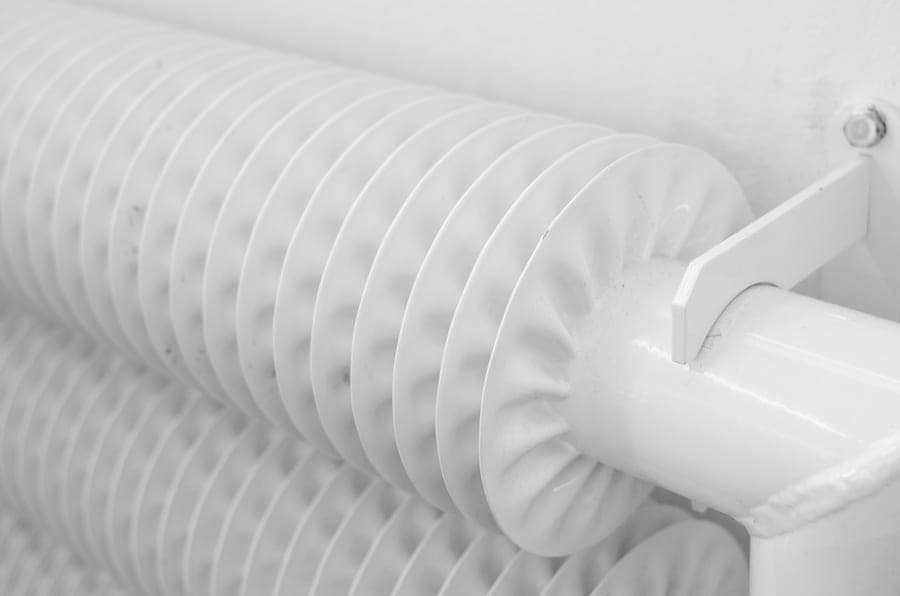 Brazed plate wort chiller with hose fittings